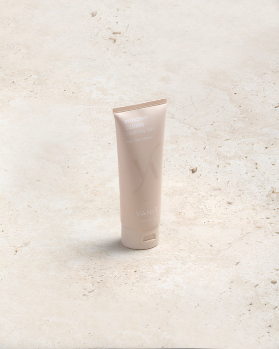 Vani-T Bronzing Custard Gradual Tanner